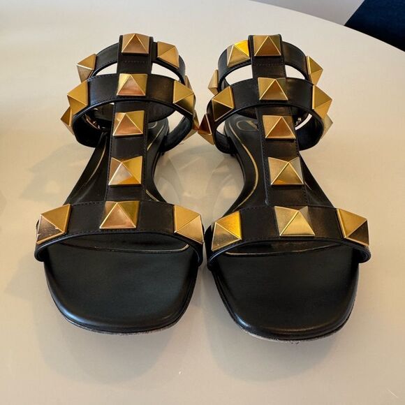 Valentino Black Roman Stud Gladiator Sandals EU 36.5 US 6.5 Authentic - Picture 7 of 12